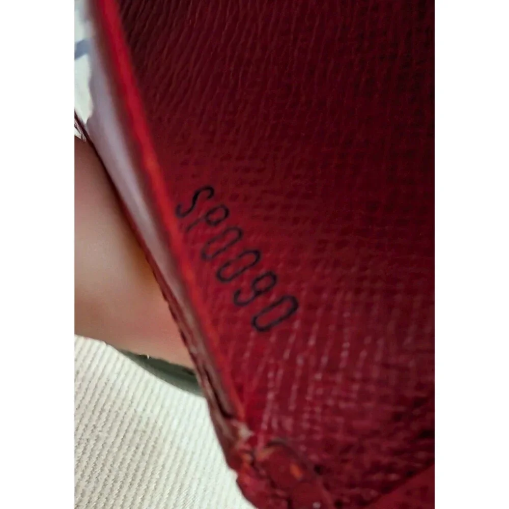 Louis Vuitton Card Holder Wallet Red Taiga Leather Bifold 2000 Authentic SP0090